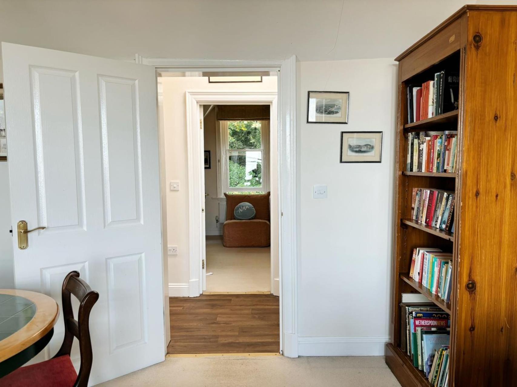 Spacious Town-Centre Apartment With Stunning Views Great Malvern Exteriör bild
